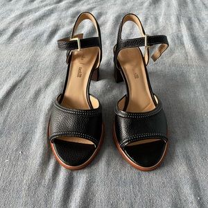 Brand New Clark’s Comfort Heels in Sz 8